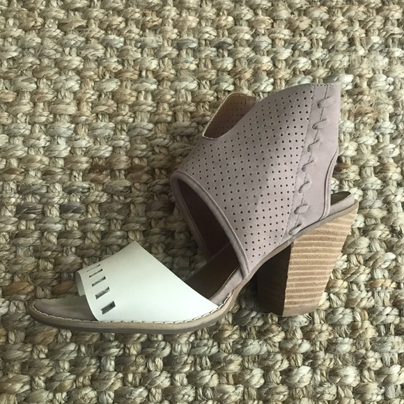Dolce by Mojo Moxy Laser Cut Heel Side Zippers - Picture 5 of 11